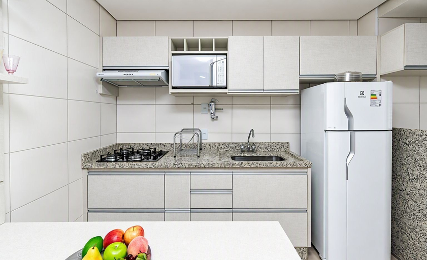Others 2, Flat in a Cond. With Pool, Setor Bueno - Txp0807, Goiania