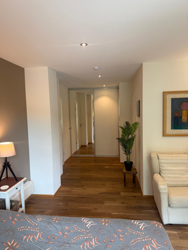 Others, B&B White Pearl, Echternach