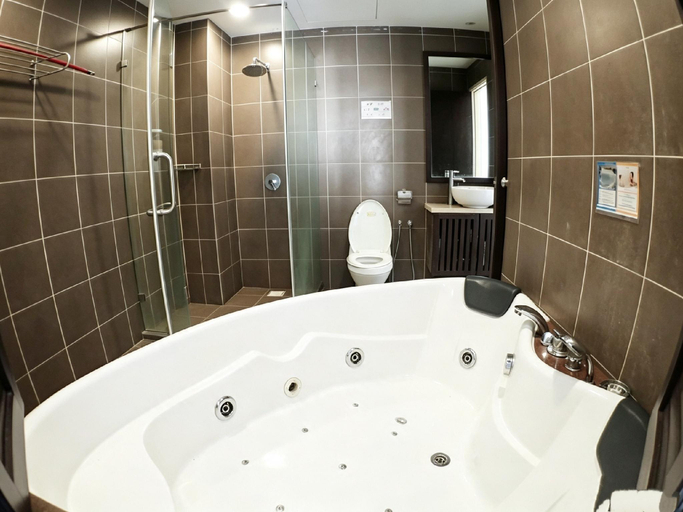 Bathroom 3, De Elements Morib Resort, Kuala Langat