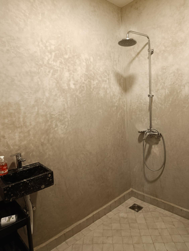 Bathroom 3, Freebirds Hostel, Agadir-Ida ou Tanane