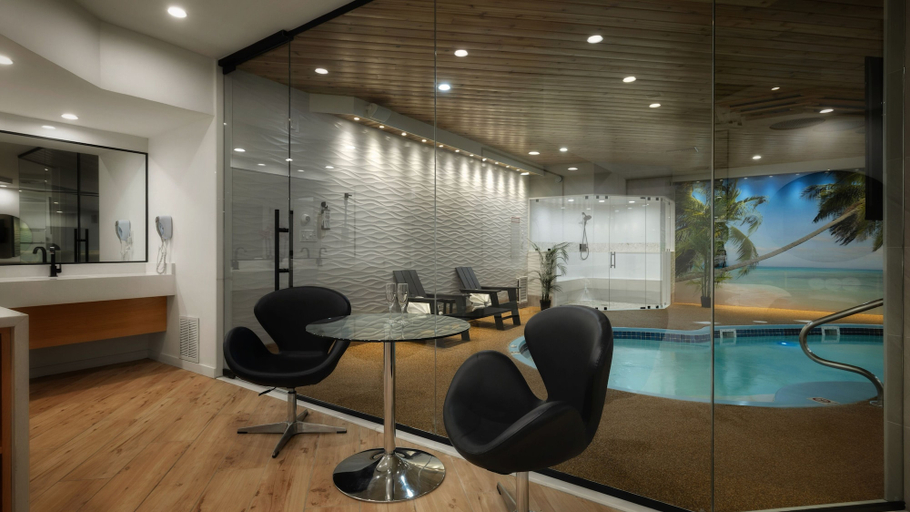 Others 3, Sybaris Pool Suites Mequon, Ozaukee
