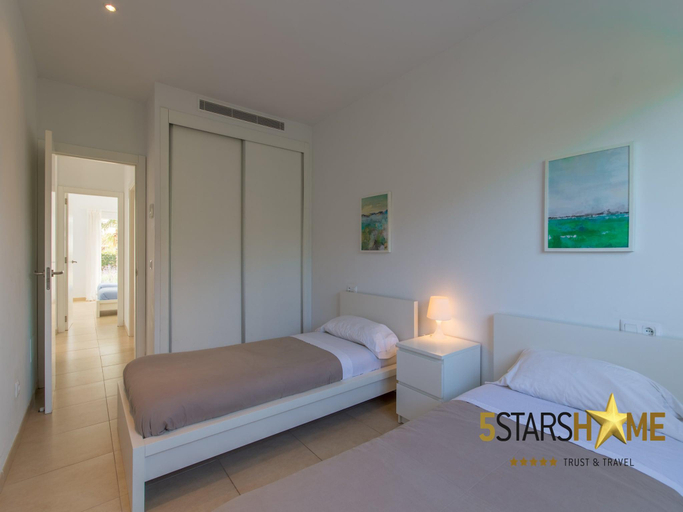 Bedroom 4, Mar 1 Family Villa Near Beach, Baleares
