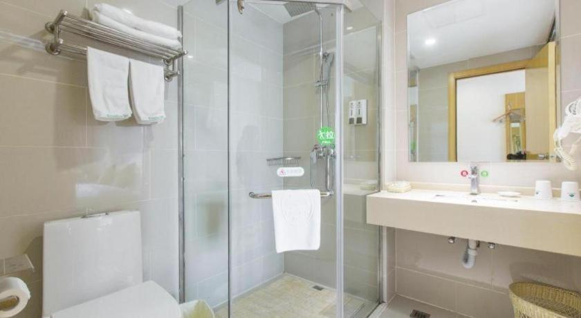 Bathroom 4, Greentree Inn Zhangjiagang Yangshe Old Street Stad, Suzhou
