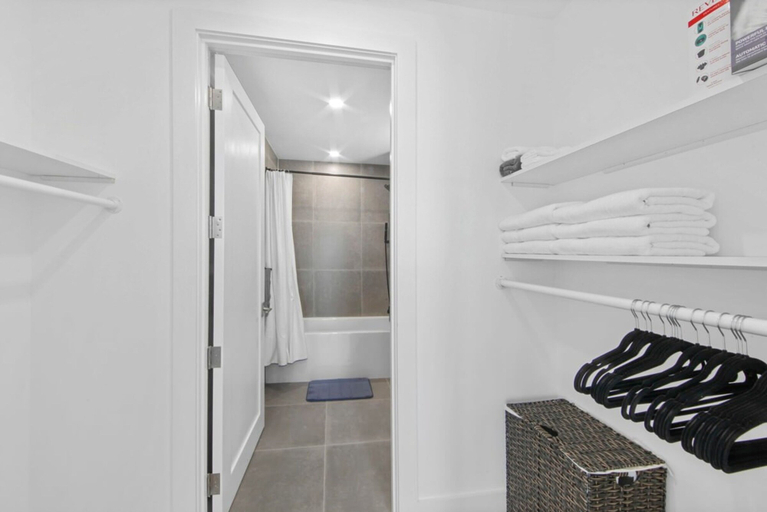 Others 5, 149bk-601 New PH 2br-2bath With a Private Terrace, New York