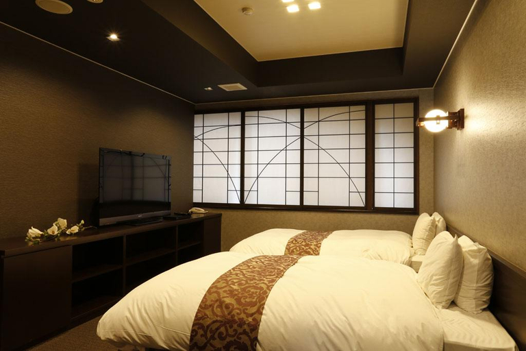 Bedroom 3, Miyajima Hotel Kikunoya, Hatsukaichi