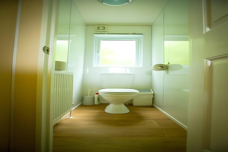 Bathroom 3, Apartment in Utrecht near Historic Windmill, Tilburg