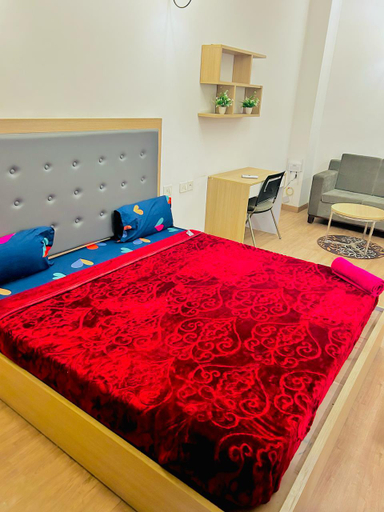 Bedroom 1, Entire Studio Apartment in Noida by Pearl Castle, Gautam Buddha Nagar