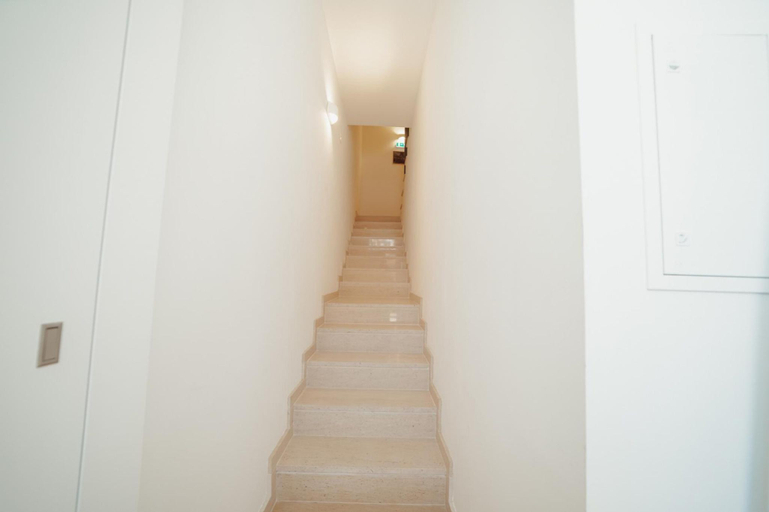 Others 4, MODERN STYLISH APARTMENT III, Porto