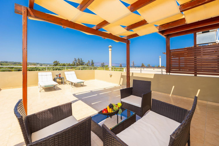 Food & Drinks, Villa Portokalia Platanias, Crete