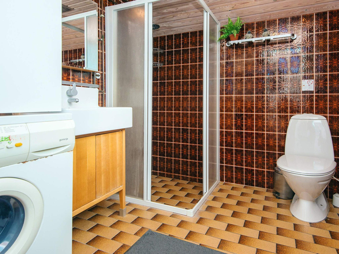 Bathroom, 8 Person Holiday Home in Glesborg, Norddjurs