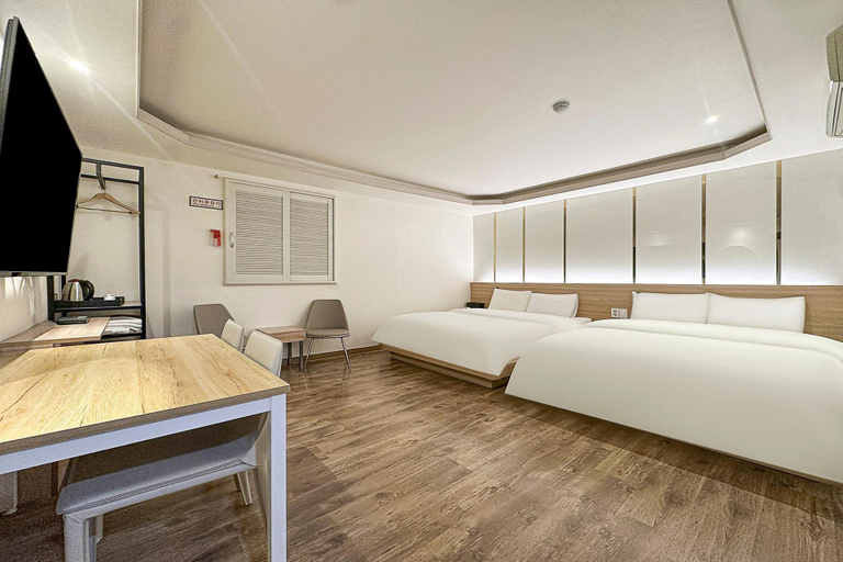 Bedroom 4, Incheon (Jakjeon-dong) Business Hotel Masterpiece, Gyeyang
