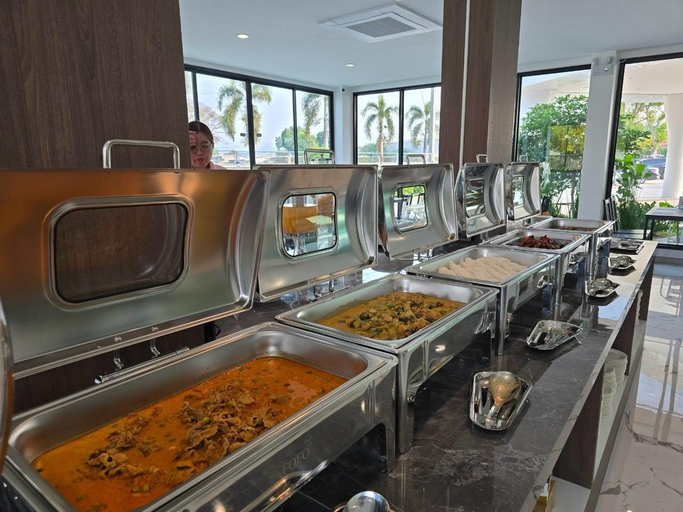 Food & Drinks 5, Manee Mantra Hotel, Kanchanaburi, Muang Kanchanaburi