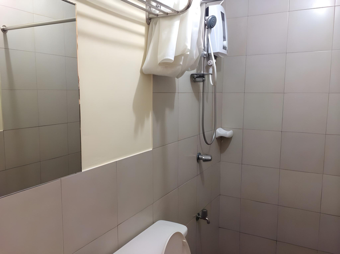 Bathroom 4, Uno Business Hotel, Valencia City