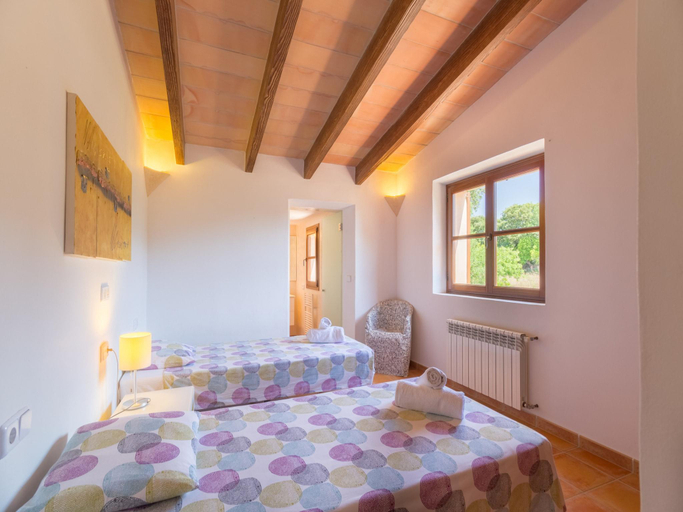 Bedroom 2, Can Revell villa with Pool & Jacuzzi, Baleares
