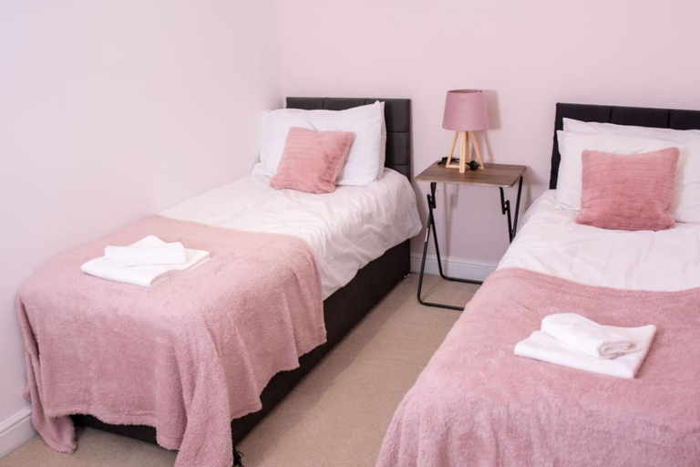 Others 4, Newly Renovated Sanctuary for 4 in Charlotte House, Suffolk