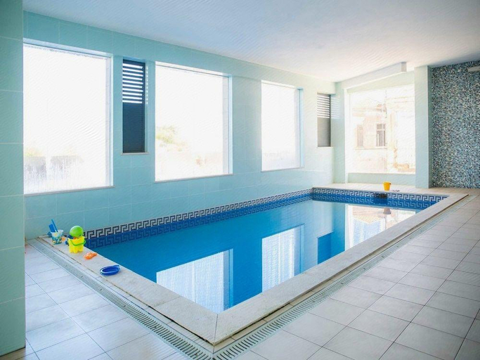 Others 3, B26 - Palmeiras Top-Floor Apartment, Lagos