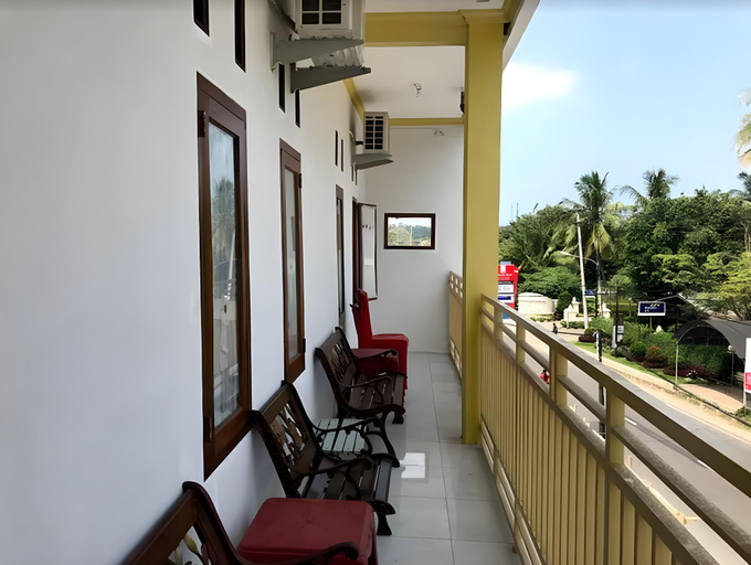 Others 5, Penginapan Dillah HO, Serang