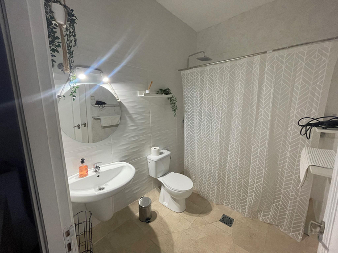 Bathroom 4, Villa Preciosa, Toledo