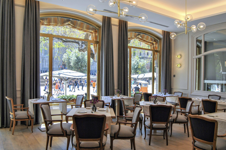 Food & Drinks 5, Lamaro Hotel Barcelona 5★ | Preferred Hotels & Resorts | Lifestyle Collection, Barcelona