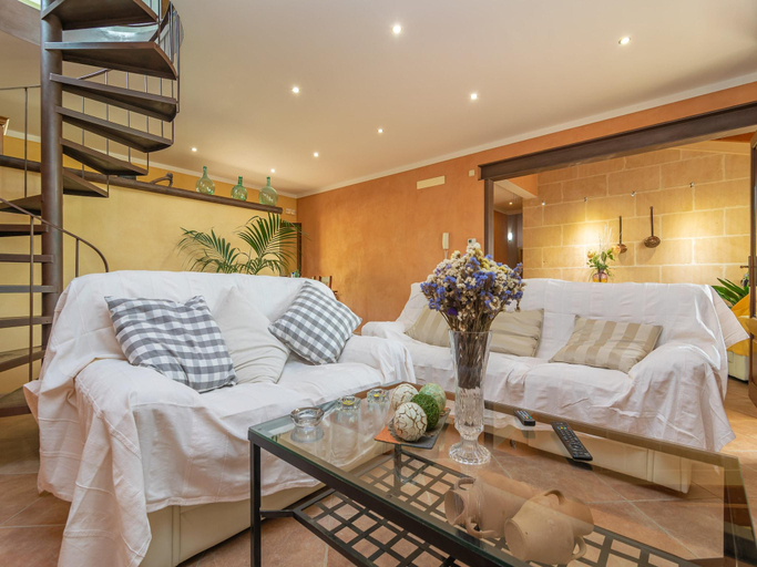 Others 2, Can Ribas - Villa With Private Pool. Free Wifi, Baleares