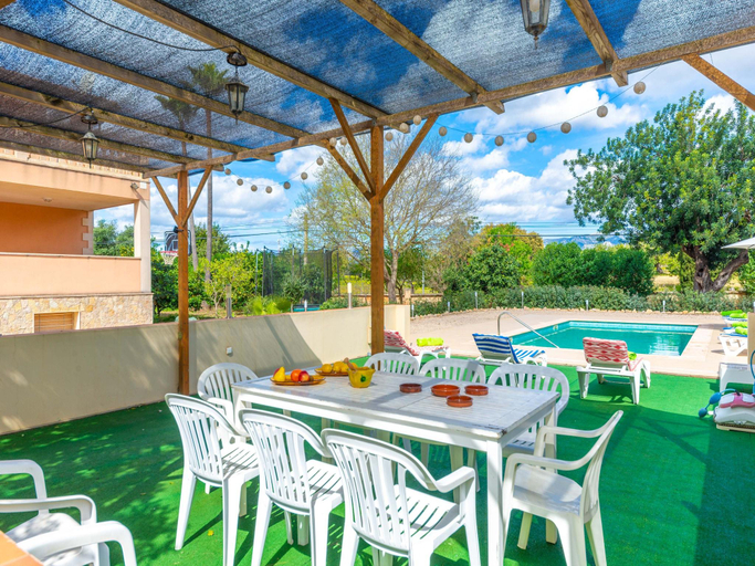 Others 3, Es Garroveret - Villa With Private Pool. Free Wifi, Baleares