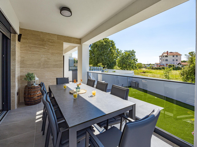 Others 2, Villa in Štinjan near Hidrobaza Beach, Pula