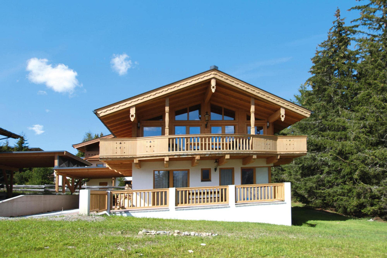 Others 2, Chalet in Königsleiten with Wellness & Alps View, Zell am See