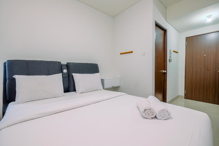 Bedroom 2, Simply Look Studio At Transpark Cibubur Apartment, Depok
