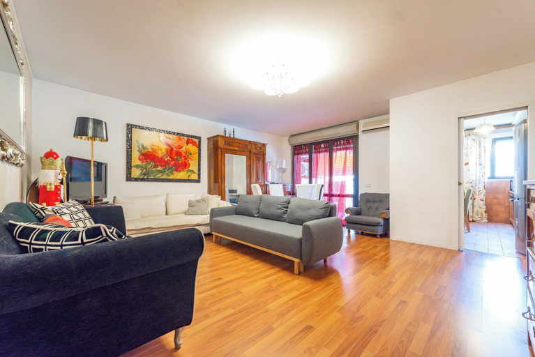 Others 2, Schiaccianoci Apartment, Rome