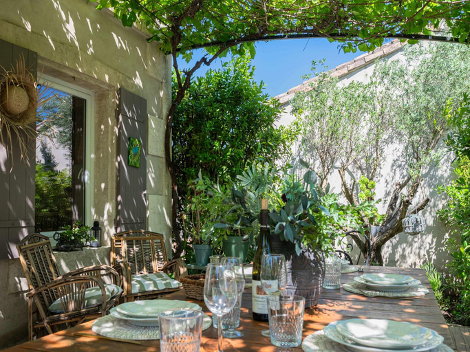 Others 3, Aesthetic Villa in Paradou, Alpilles, Bouches-du-Rhône