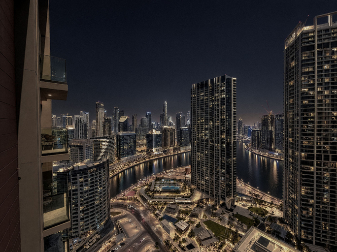 Others 5, Peninsula Two - 3410 Studio, Dubai