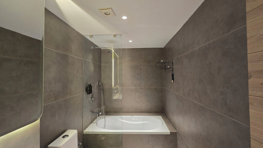 Bathroom 4, The Manor House Boutique Stays, Dehradun