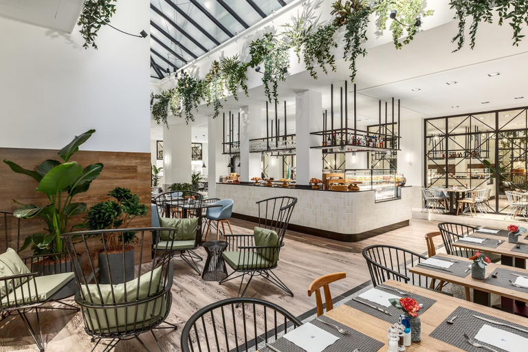 Food & Drinks 5, NH City Centre Amsterdam, Amsterdam