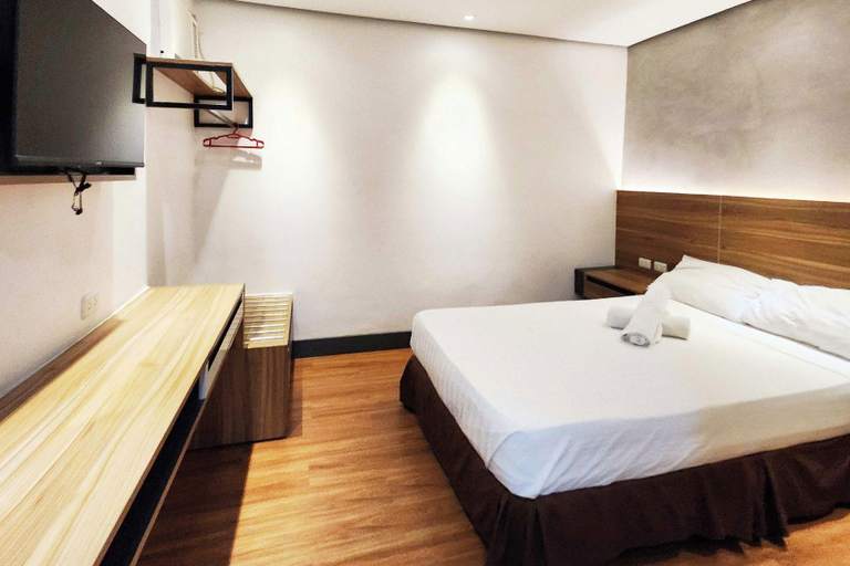 Bedroom 3, Boulevard Pension Hotel powered by Cocotel, Cebu City