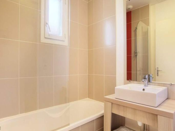Bathroom, Residence Odalys Le Mas des Flamants, Gard