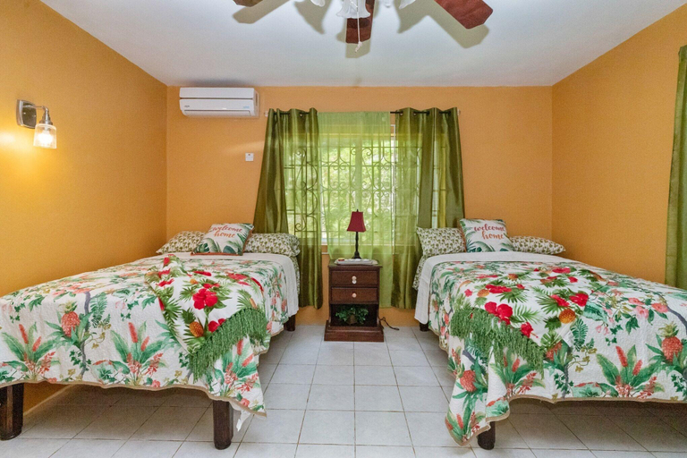 Bedroom 3, YanceyLargo- 4BR Villa Jacuzzi & Mountain Views by RedAwning