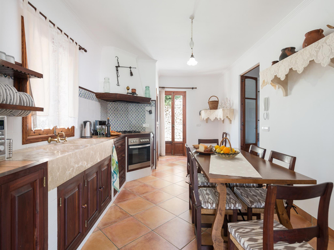 Others 3, Es Cocons - Villa With Private Pool In Sineu, Baleares