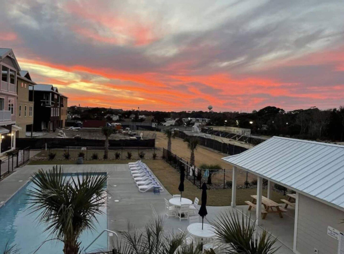 Others 5, Luxury Beach Condo 5 Min Walk to Beach Shops, Carteret