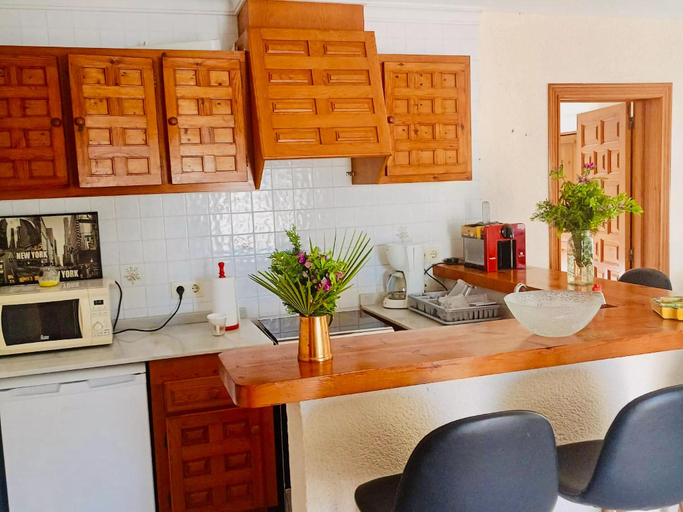 Others 2, Villa in Moraira with Sea Views & Private Pool, Alicante