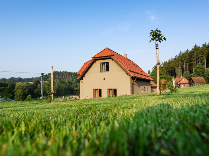 Others 1, Villa in Varvažov with Garden Retreat, Písek