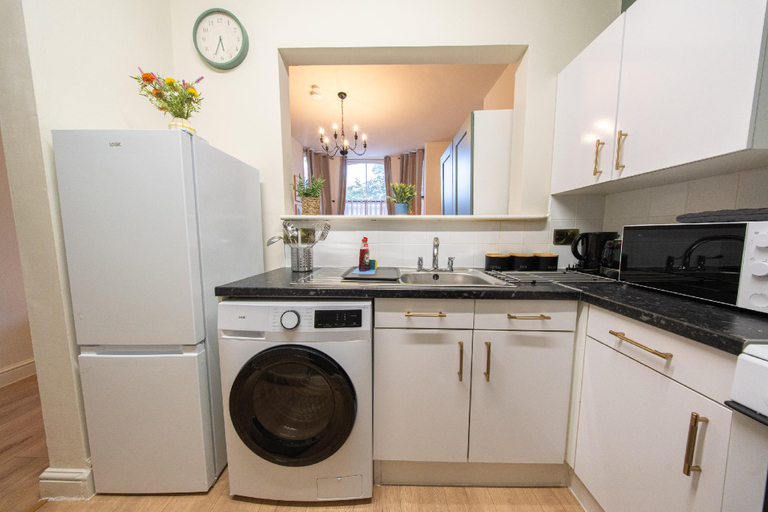 Others 5, Notting Hill Studio Apartments, London