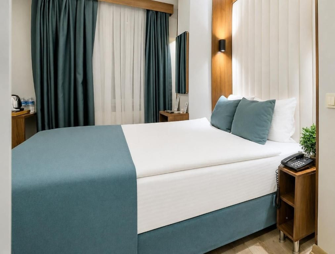 Bedroom 3, Weingart Black Tulip, Fatih