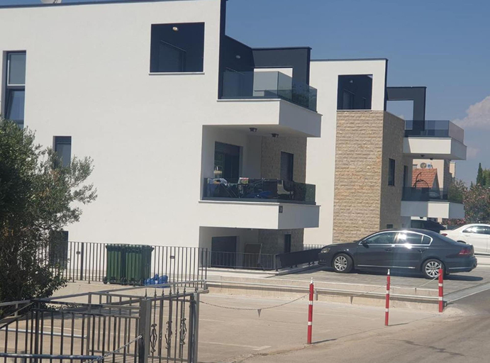 Others 3, Retro Luxury Swim & Stay Apartment, Murter