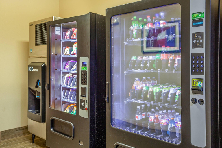 Food & Drinks 5, Sleep Inn & Suites Hewitt - South Waco, McLennan