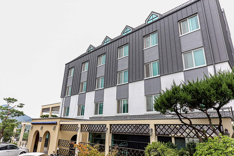 Others 5, Okcheon Myeongga, Okcheon
