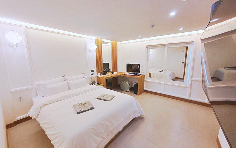 Others 2, Hwasun Dogok Oncheon DI YAJA, Hwasun