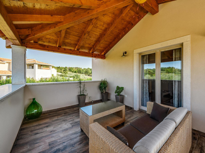 Others 5, Villa in Srebrnići with Pool near Marea Beach, Višnjan