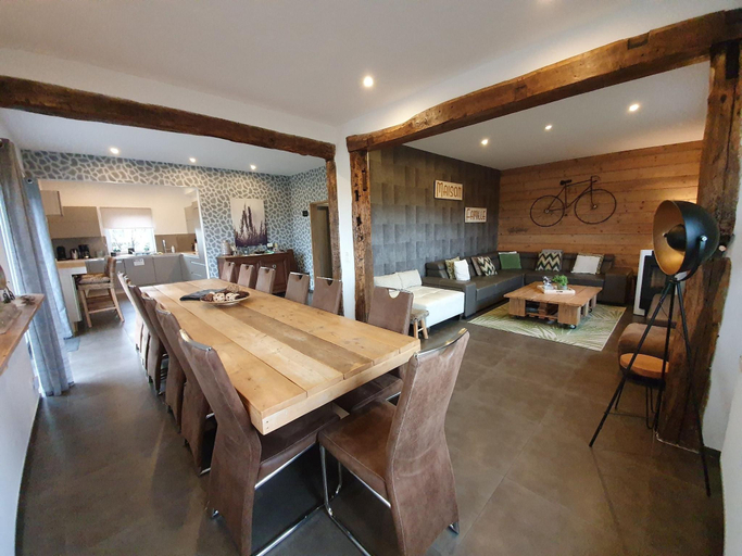 Food & Drinks, Villa with Spa-Francorchamps F1 Circuit, Liège