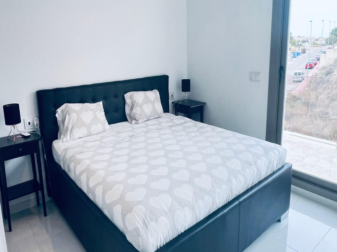 Bedroom 4, Spacious Villa in Villamartín for 6, Alicante