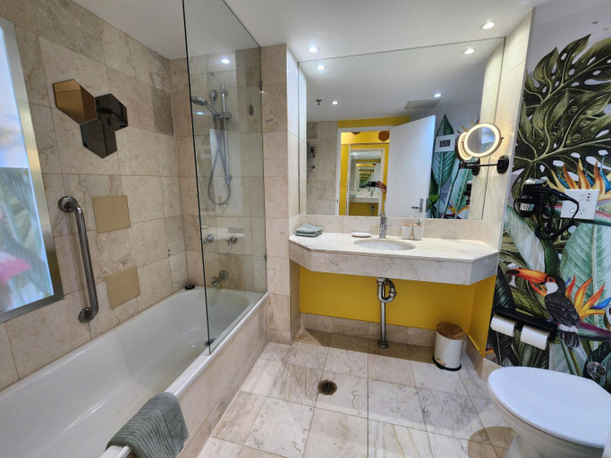 Bathroom 3, Serain Residences On View, Gold Coast